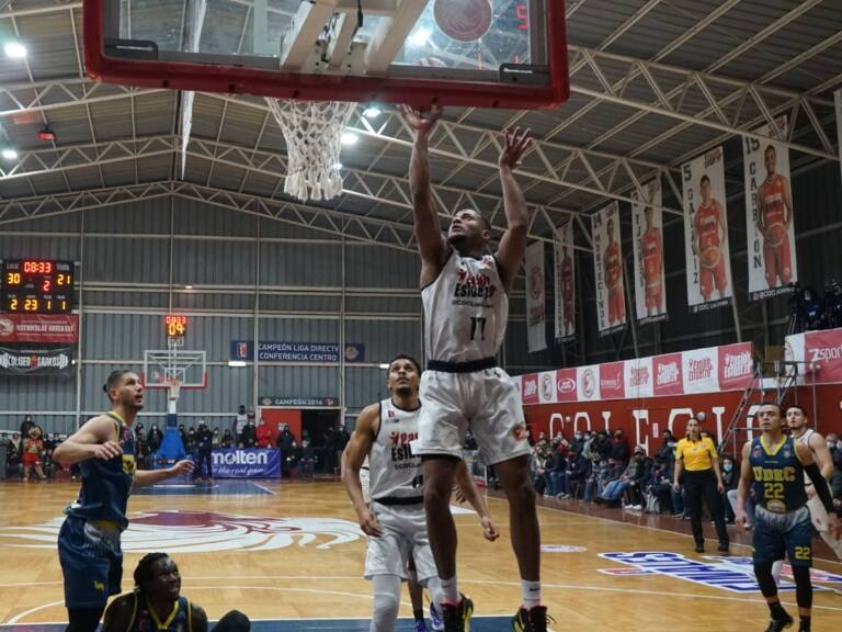 LNB: Leones de Quilpué rugió en un nervioso partido y acortó ventaja del Campanil en la final