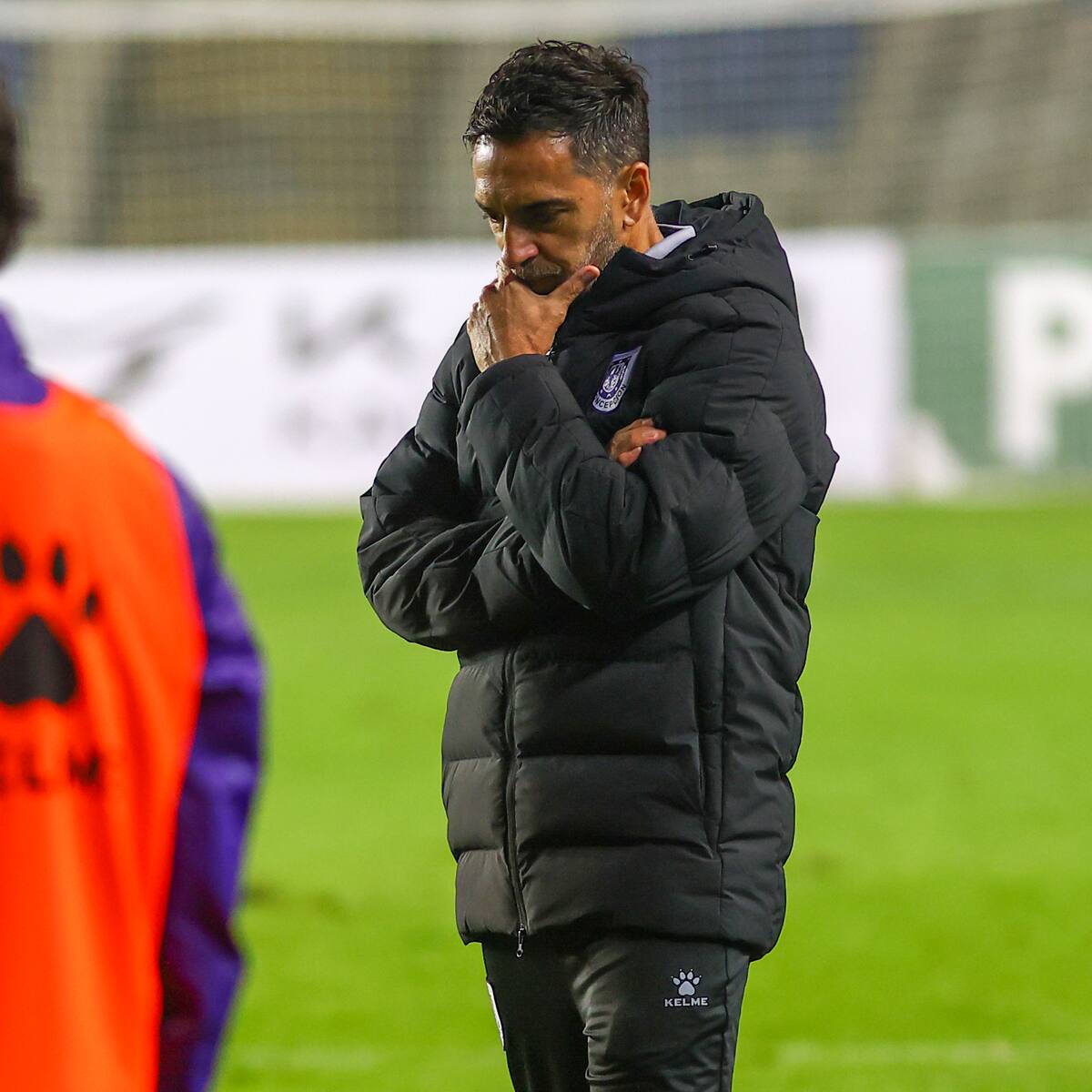 Se confirma la salida de un DT en el fútbol chileno: “Ha dejado de pertenecer a la institución”