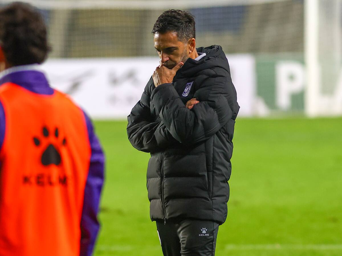 Se confirma la salida de un DT en el fútbol chileno: “Ha dejado de pertenecer a la institución”