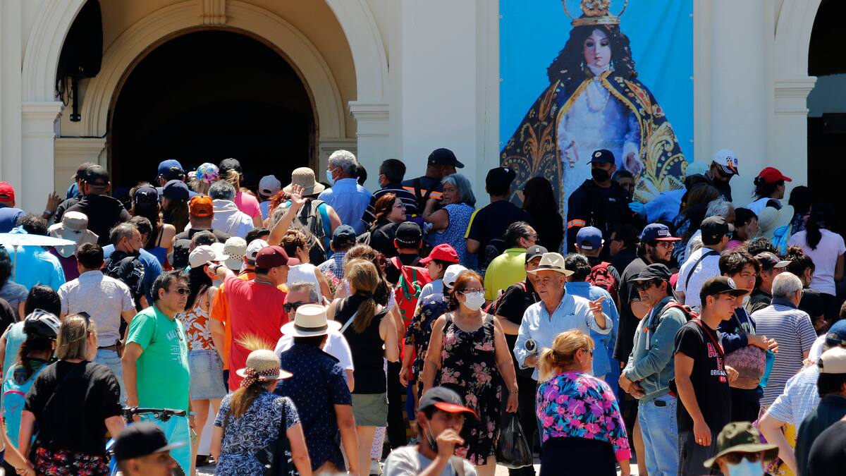 Peregrinación a Lo Vásquez: ¿Qué hay detrás de este feriado religioso?
