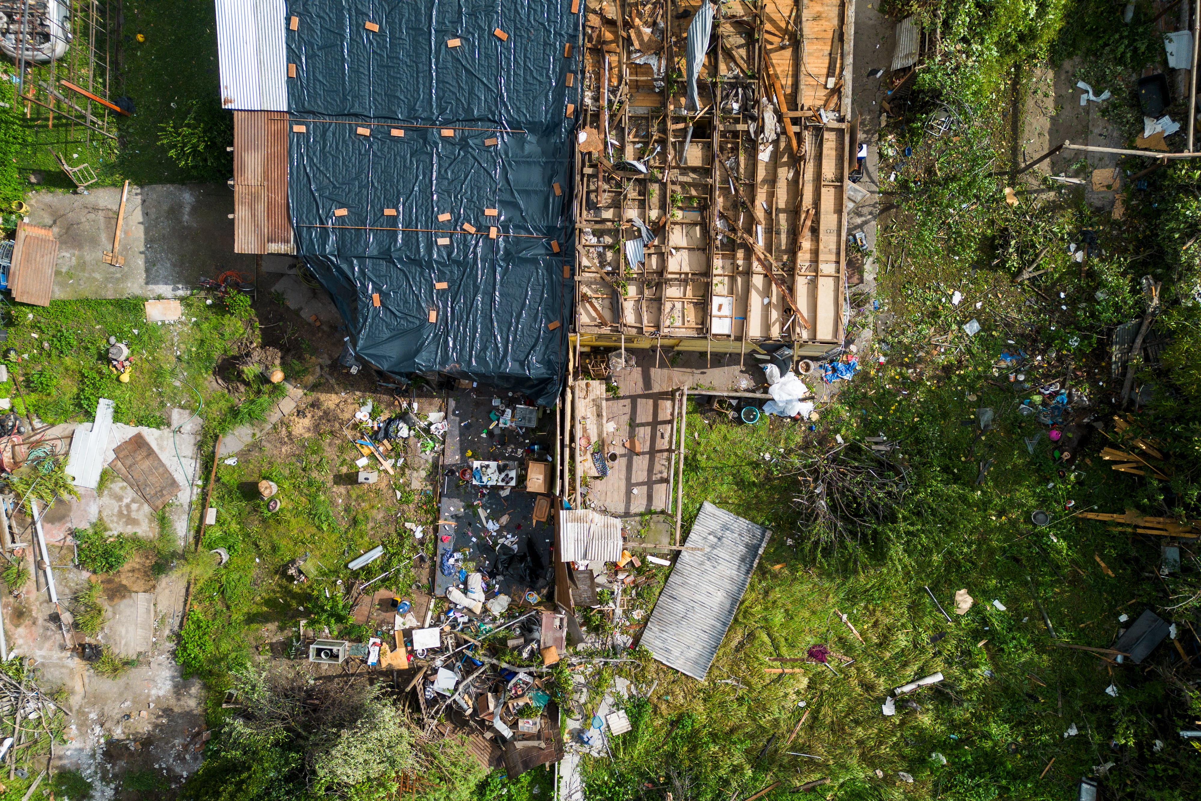Vista aérea de los vestigios tras el paso del tornado que afectó a Requínoa | Agencia UNO