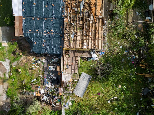Vista aérea de los vestigios tras el paso del tornado que afectó a Requínoa | Agencia UNO