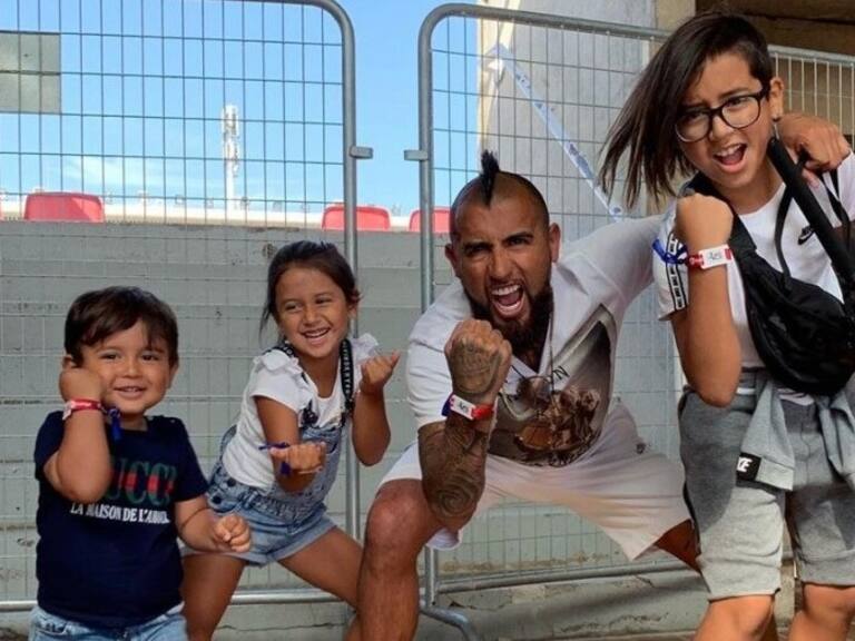 Después del esperado encuentro: Arturo Vidal «chochea» con las dotes deportivas de su hija