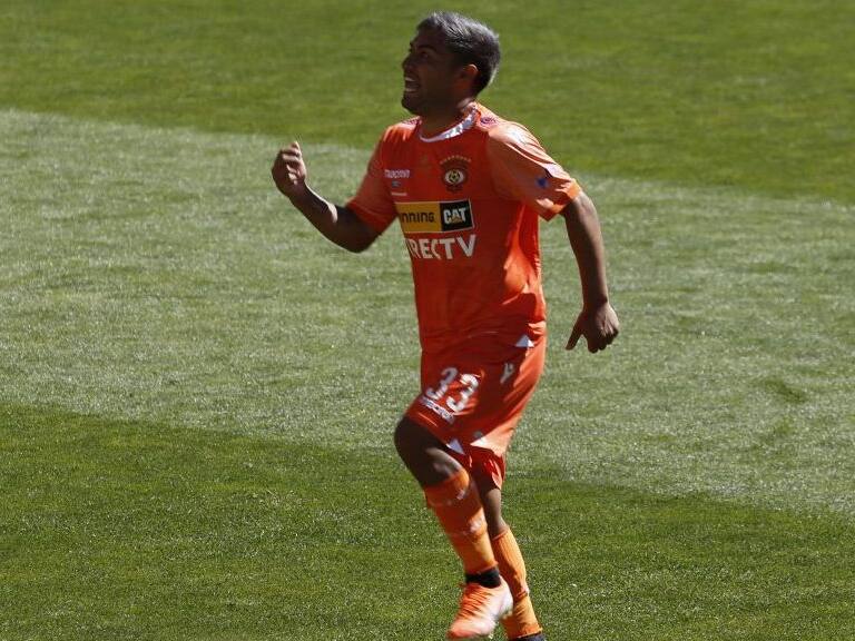 06 DE DICIEMBE DE 2020/CALAMANicolas Maturana en festejo de su gol, durante el partido por el Campeonato Nacional de Primera B 2020, entre Cobreloa y Nublense, disputado en el Estadio Zorros del Desierto.
FOTO: ALFONSO FERNANDEZ/AGENCIAUNO