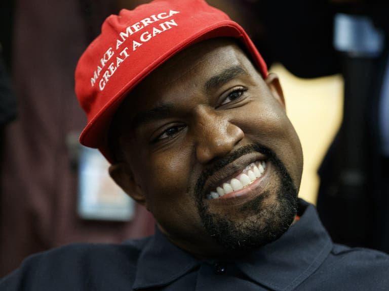 Kanye West sobre su supuesto apoyo a Trump: «Nadie puede comprarme. Tengo más dinero que él»
