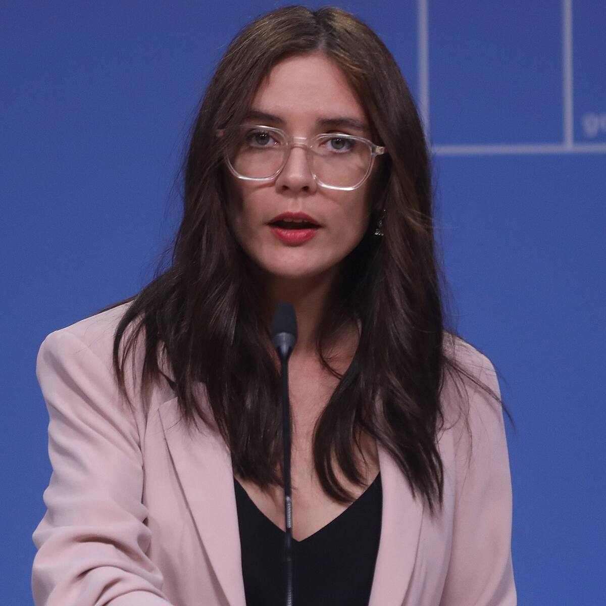 Ministra Vallejo acusa a la UDI de “actitud mezquina” por frenar el proyecto de Sala cuna para Chile
