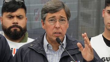 “Usé palabras inadecuadas”: vicepresidente del Partido Socialista aclara sus dichos sobre tratos con el narcotráfico