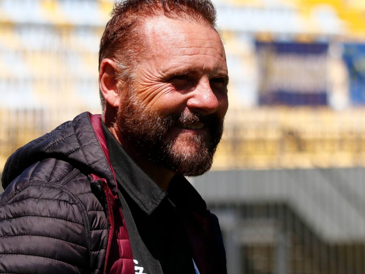 Javier Torrente cuestiona los puntos perdidos por secretaría ante Palestino: «No están respetando el trabajo de los equipos»