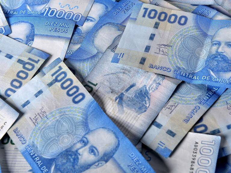 Moody’s rebaja perspectiva crediticia de Chile a «negativa»