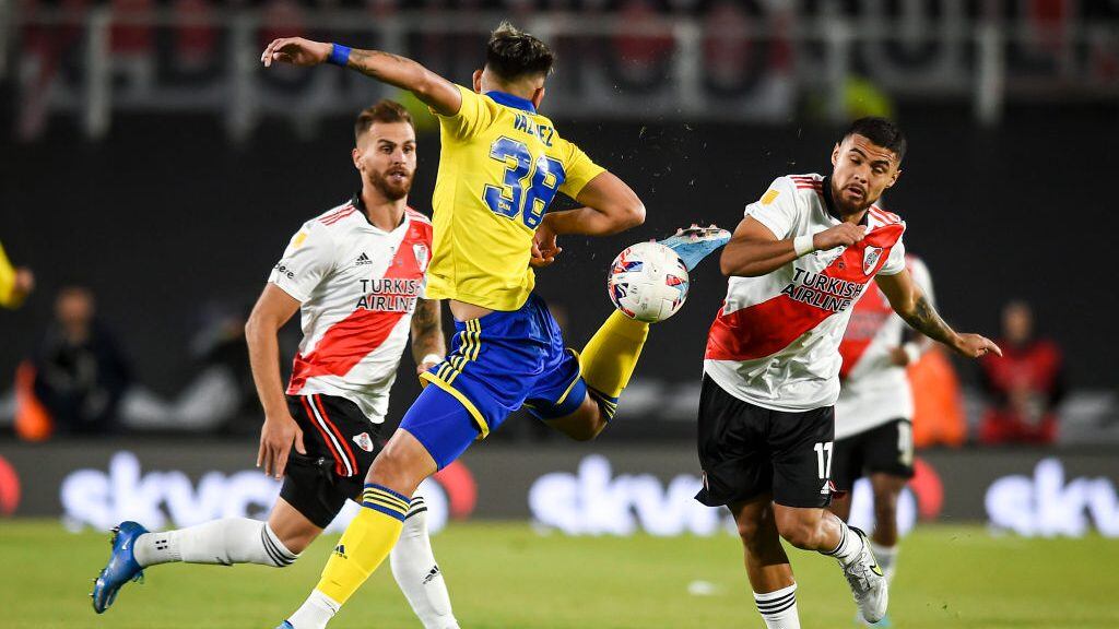 Paulo Díaz terminó como capitán en la derrota de River Plate ante Boca Juniors en el clásico del fútbol argentino
