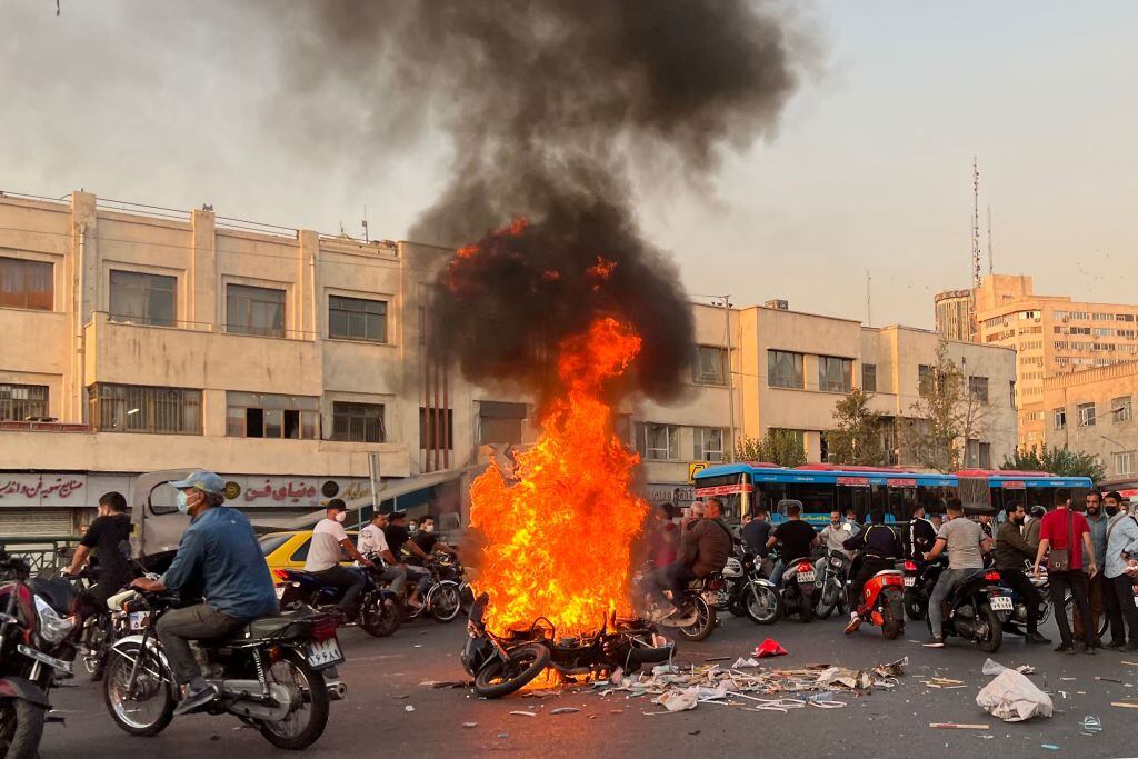 Protestas contra el gobierno de Irán en la capital Teherán