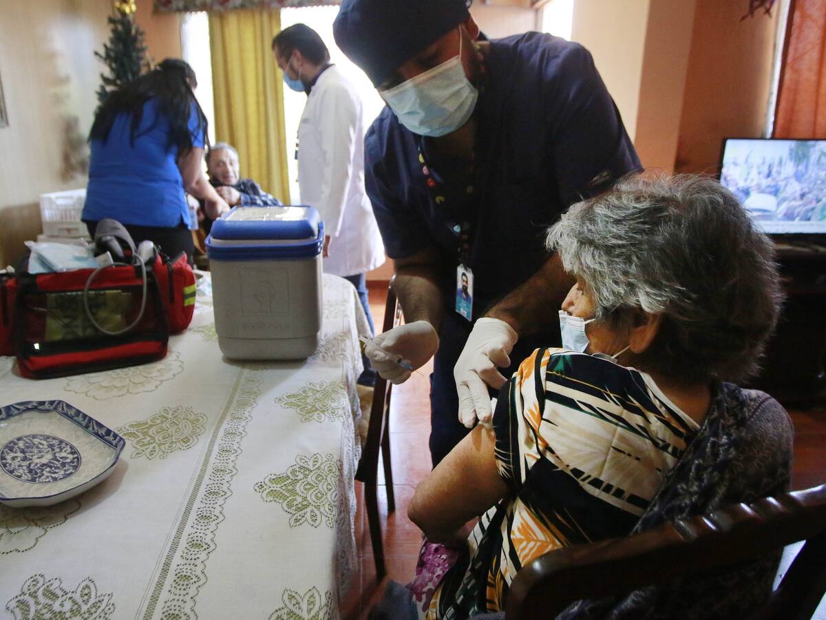 Calendario de vacunación contra el Covid-19: Estas son las personas que pueden acceder al fármaco este miércoles 24 de febrero