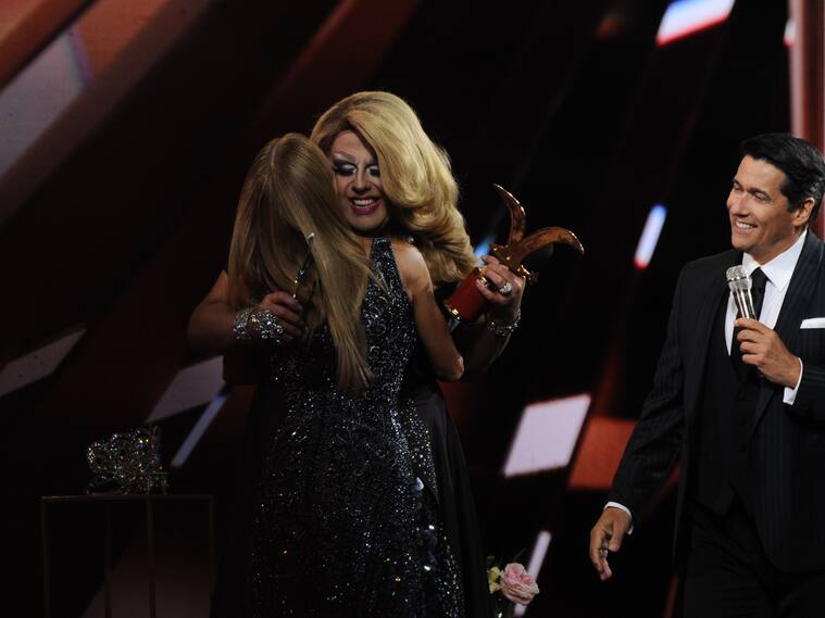 25 DE FEBRERO DEL 2026 / VIÑA DEL MAR
La humorista Asskha Sumatra recibe Gaviota de Oro y de Plata en la Quinta Vergara, durante la Cuarta noche del Festival Internacional de la Canción de Viña del Mar 2026.
FOTO: VICTOR HUENANTE / AGENCIAUNO