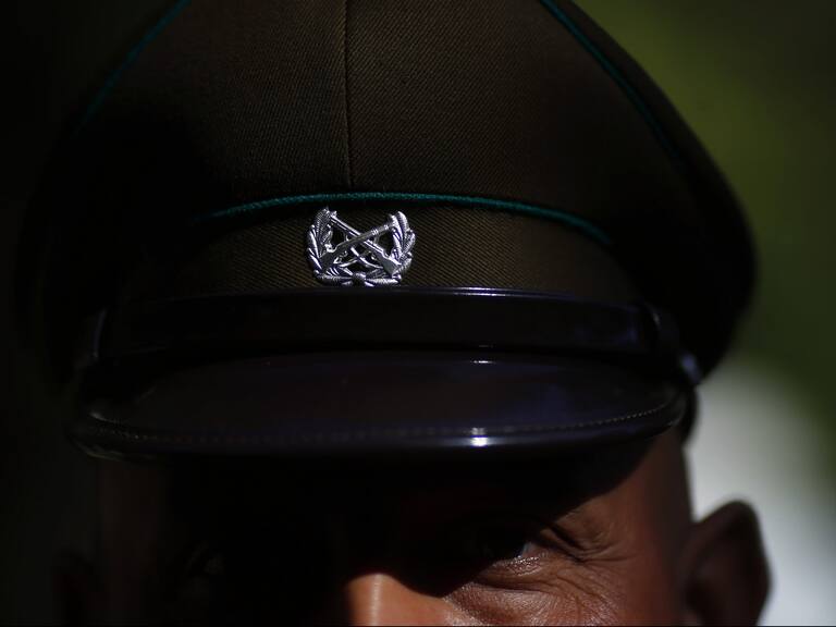 19 de Febrero de 2016/VIA DEL MARDetalle de una gorra de un Carabinero durante la visita a los cuarteles temporales de la tenencia de carabineros y unidad de la PDI al interior de la Quinta Vergara. El objetivo de stas es resguardar la seguridad de los asistentes al 57¡ Festival Internacional de la cancin de Via del Mar.
FOTO: PABLO VERA LISPERGUER/AGENCIAUNO