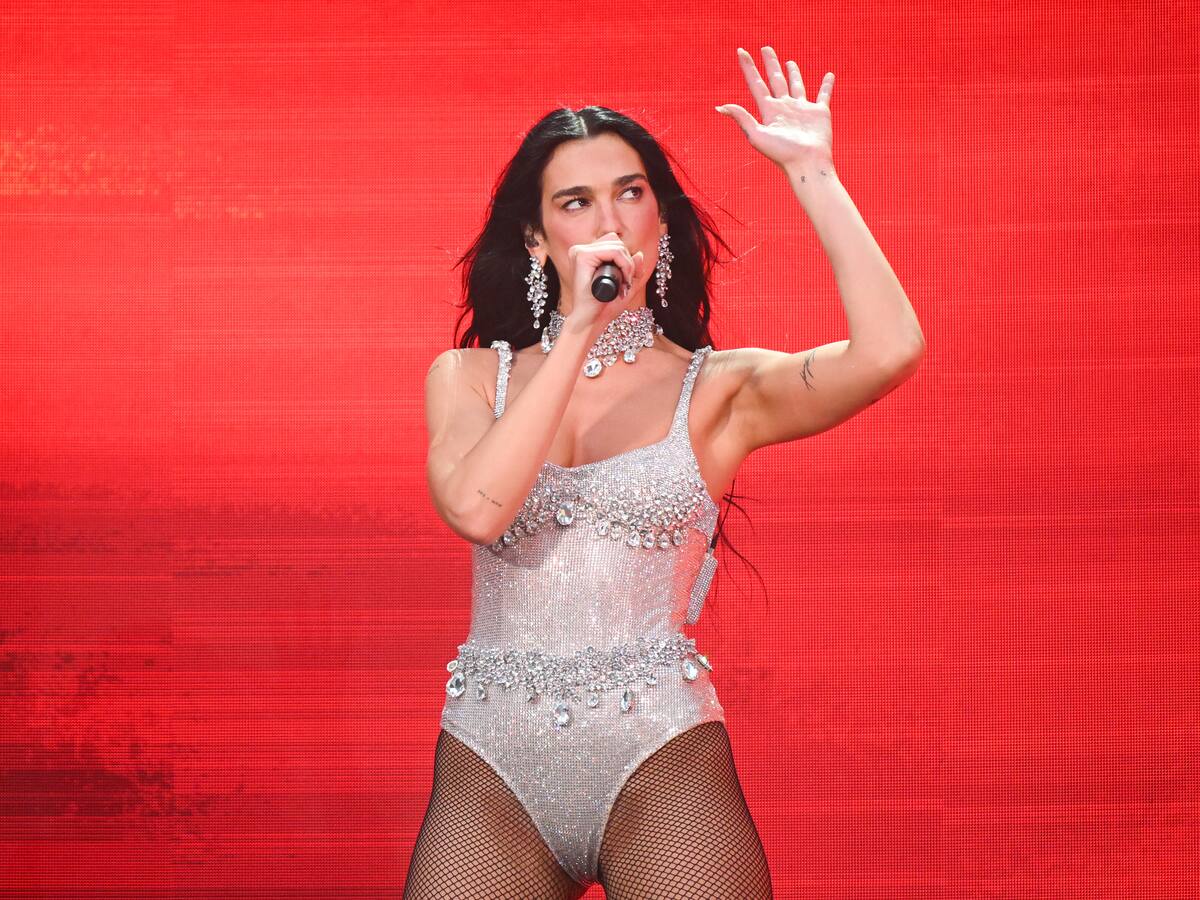 ¿No lo despidió? Dua Lipa explica polémica con su manager por boicot a festival