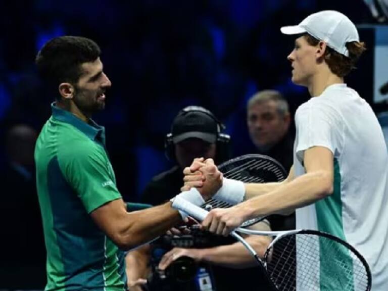 Sinner vence en un partidazo a Rune y le entrega la clasificación a Djokovic a las semifinales del ATP Finals