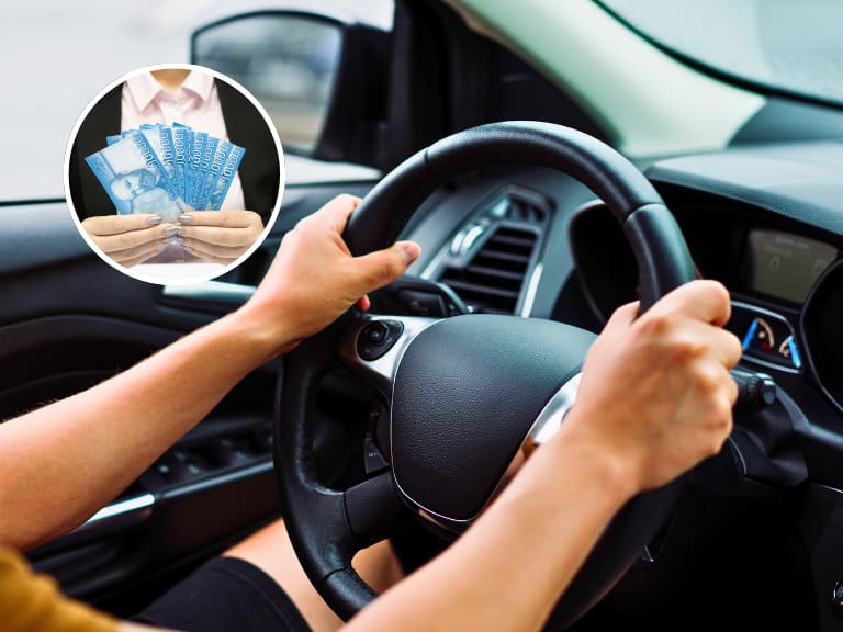 Si haces esto al manejar un auto, te pueden suspender la licencia de conducir y multar con hasta $208 mil