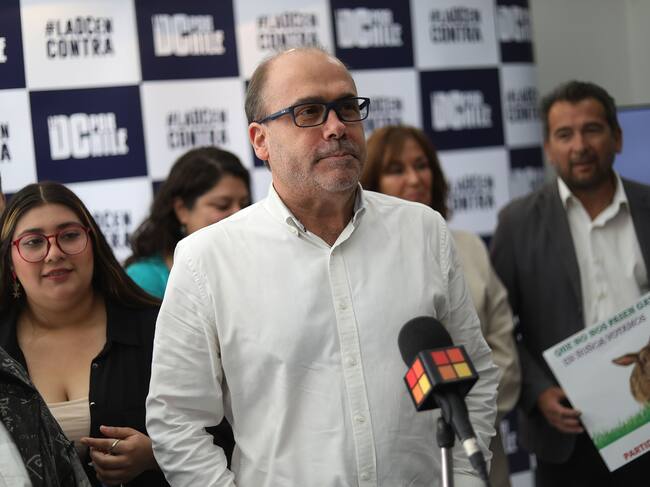 14 DE DICIEMBRE DE 2023/SANTIAGO
La Democracia Cristiana encabezada por su presidente, Alberto Undurraga, cerrará su campaña del plebiscito constitucional 2023, donde apoya la opción "En Contra".
FOTO: SEBASTIAN BELTRAN GAETE / AGENCIUNO