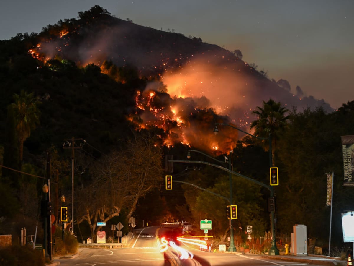 Estados Unidos: incendios en Los Angeles suman ya 16 muertos y nuevas zonas afectadas