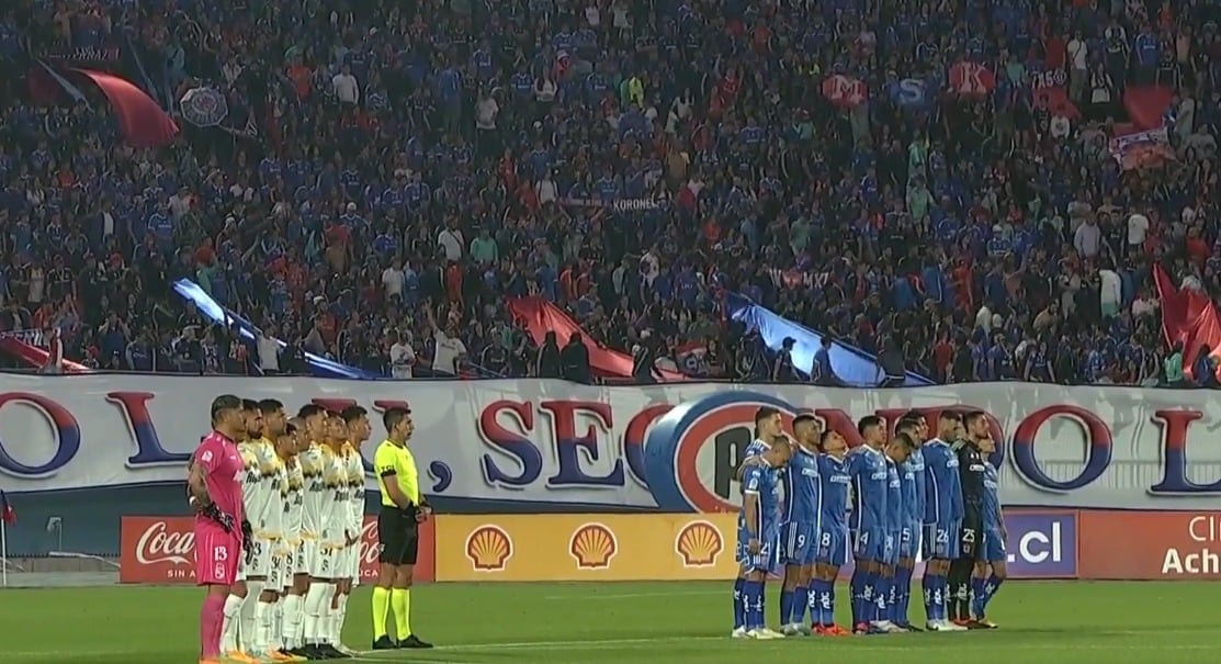 Silencio conmovedor: el emotivo homenaje que le rindió el Estadio Nacional al fallecido Lorenzo Prieto | Captura de pantalla TNT Sports
