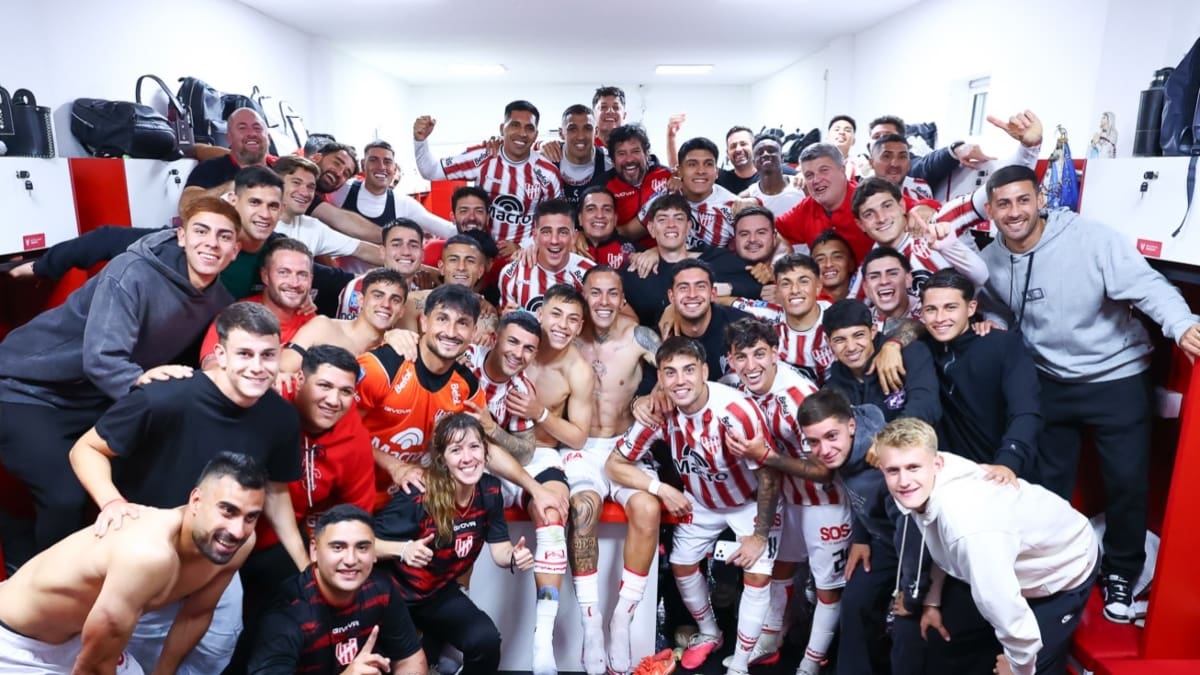 “No voy a mentir, es difícil jugar pocos minutos; acá la gente es muy apasionada y me recuerda a la U”
