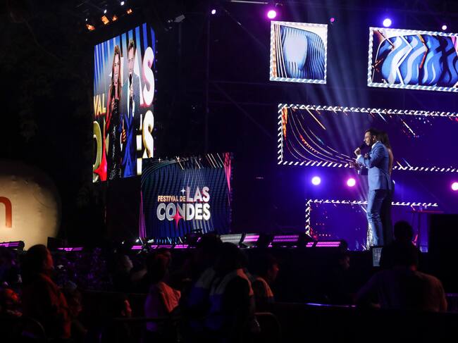Agencia Uno | Los animadores Ivette Vergara y Gonzalo Fouilliox en la primera noche del Festival de Las Condes 2024