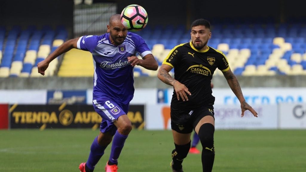 30 DE ENERO DE 2021/CONCEPCION, durante el partido valido por el Campeonato de Segunda Division 2020, entre Fernandez Vial vs Deportes Concepcion, disputado en el Estadio Ester Roa Rebolledo.
FOTO: FELIPE VENEGAS/AGENCIAUNO