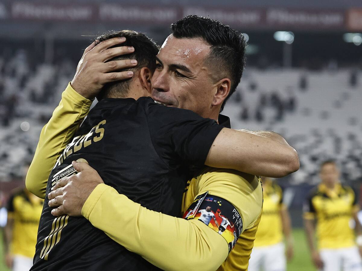 Esteban Paredes y el homenaje que recibió en el Monumental: «Los llevo en mi corazón, fueron muchos años de alegrías»