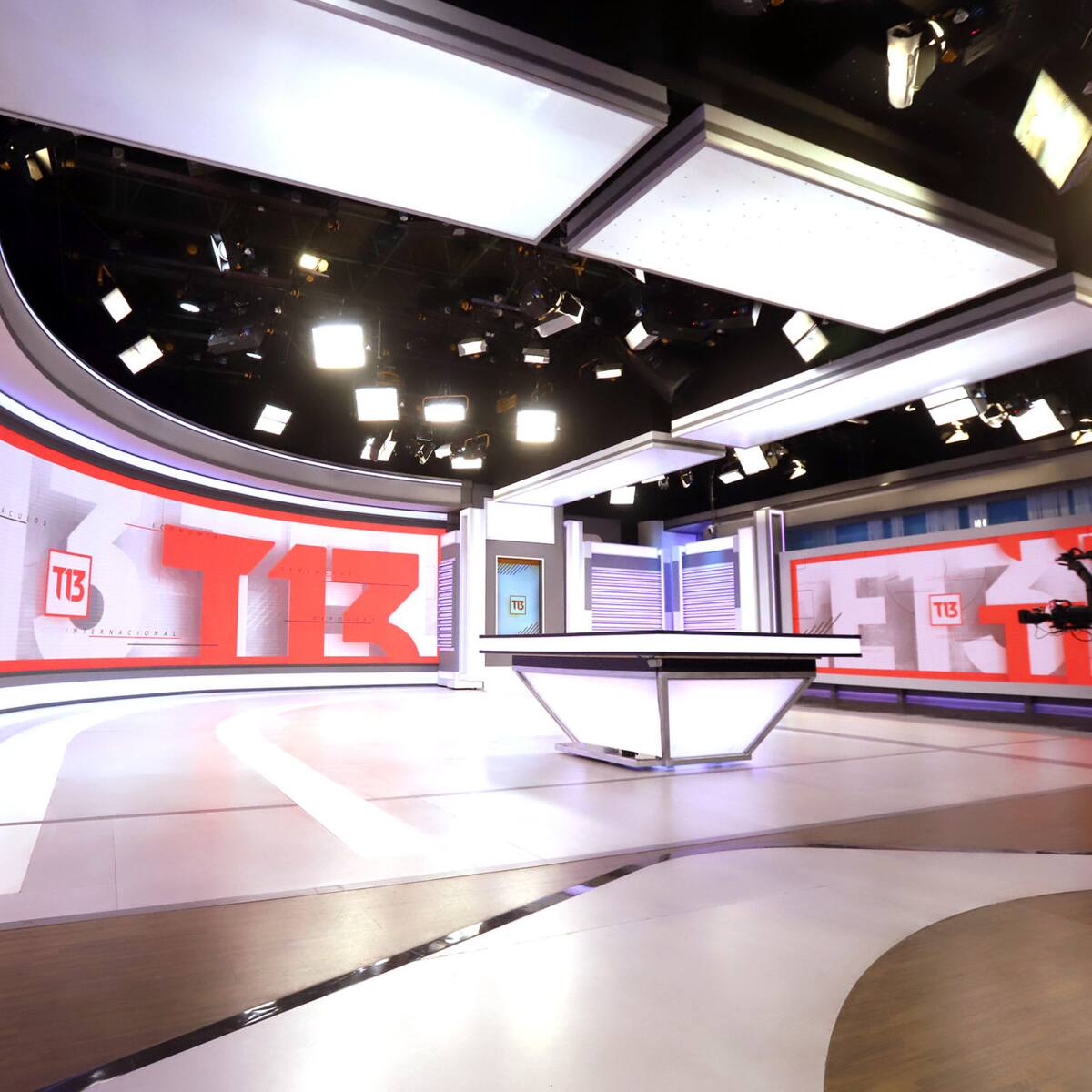 Conductor de noticieros relata sus difíciles días tras dejar la TV chilena: “Nunca supo nadie que tuve cáncer”