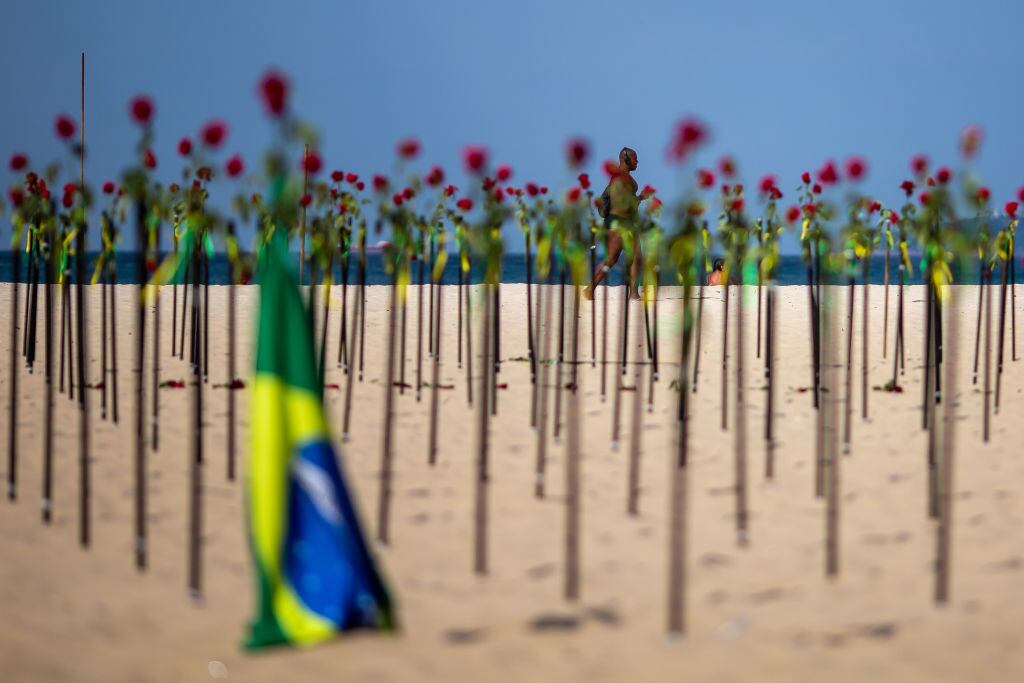 Homenaje a las más de 500.000 víctimas del Covid en Río de Janeiro