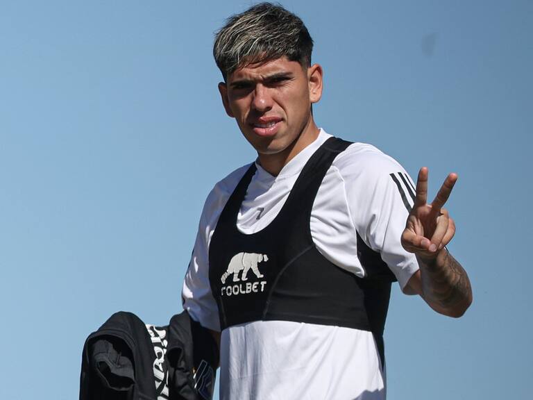 Carlos Palacios será el "nueve falso" de Colo Colo | X: Colo Colo