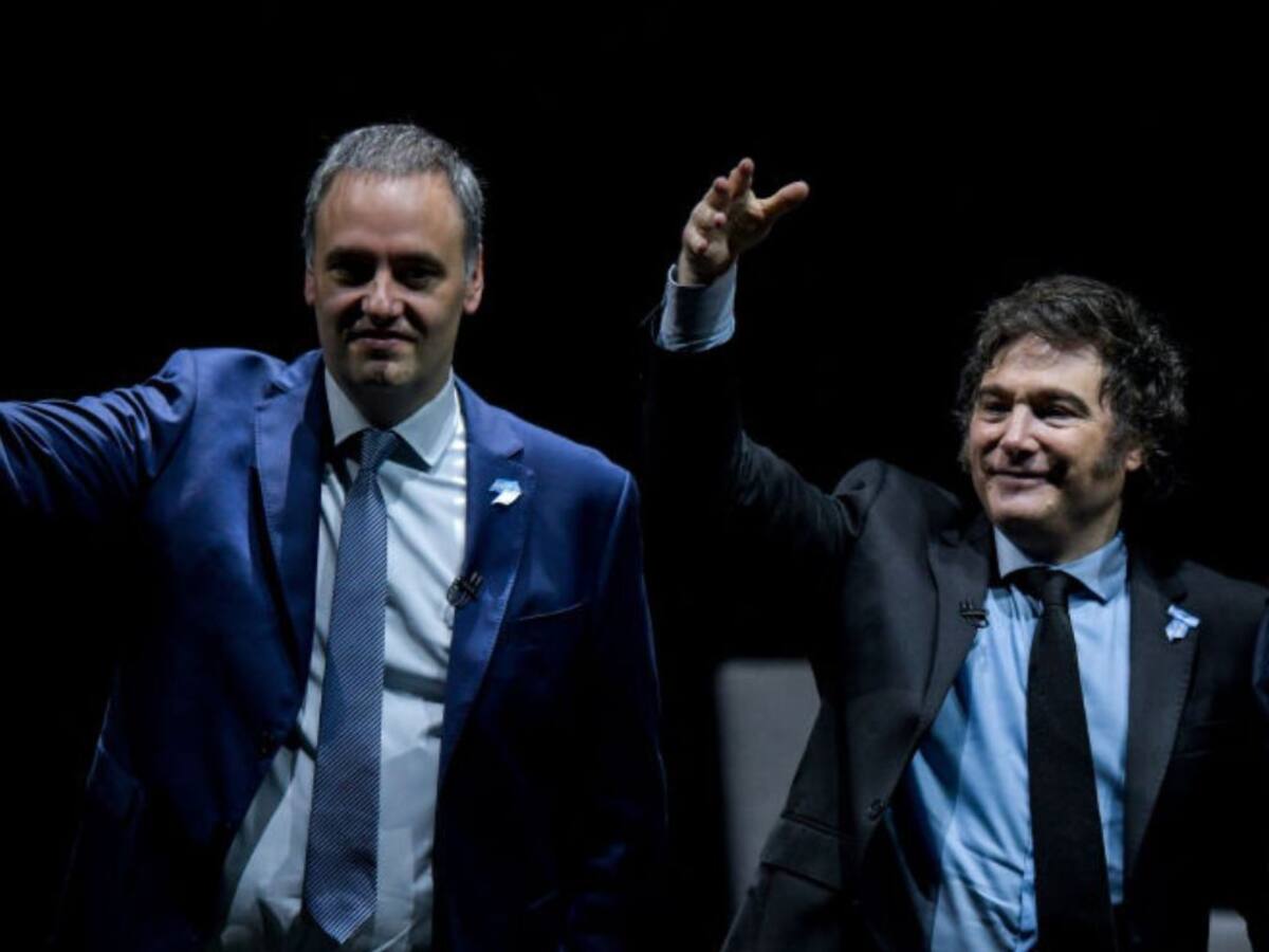 Renuncia Manuel Adorni, jefe de Gabinete de Javier Milei en Argentina, tras acusaciones de corrupción