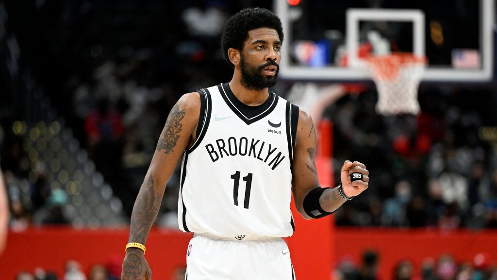 Kyrie Irving - Brooklyn Nets - NBA - renovación, traspaso