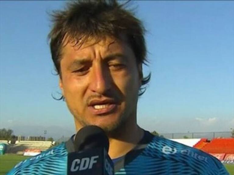 Peric mandó de vuelta la tarjeta al jugador del partido y se desquitó con comentarista de CDF