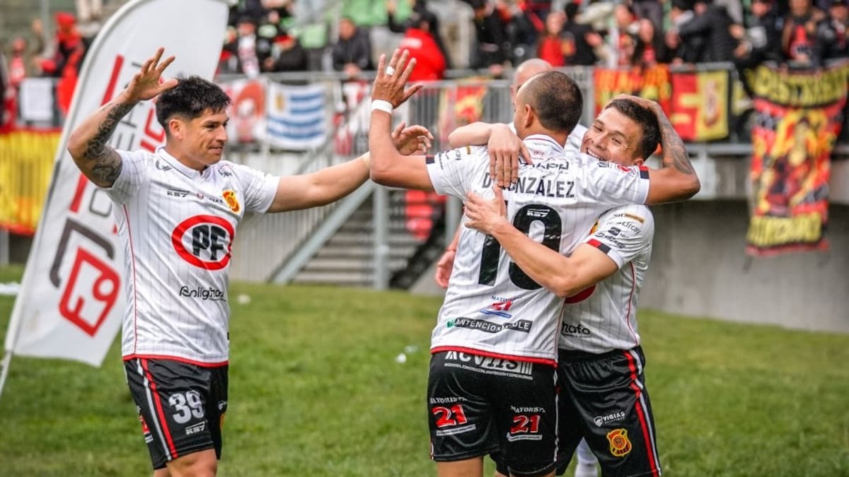 Obsesionados con la permanencia: Rangers vence a Puerto Montt y alcanza a Santa Cruz por no bajar a Segunda División