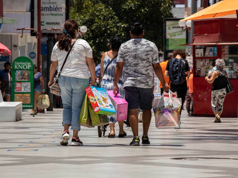 Cambio de regalos: Sernac recuerda los derechos de la garantía legal y explica cómo funciona el “ticket de cambio”
