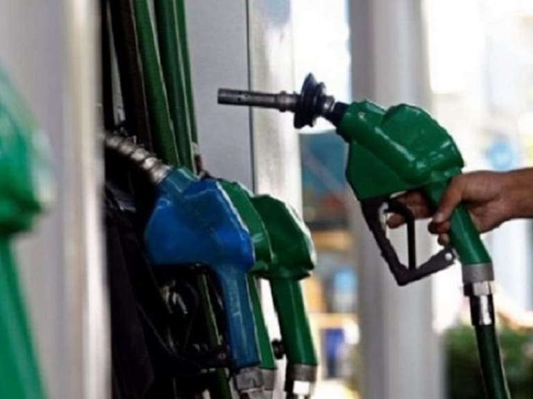 Por decimotercera semana consecutiva bajarán los precios de los combustibles en el país