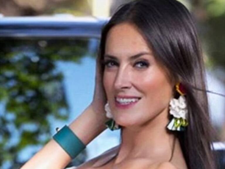 Adriana Barrientos se llenó de halagos al mostrar su radical cambio de look