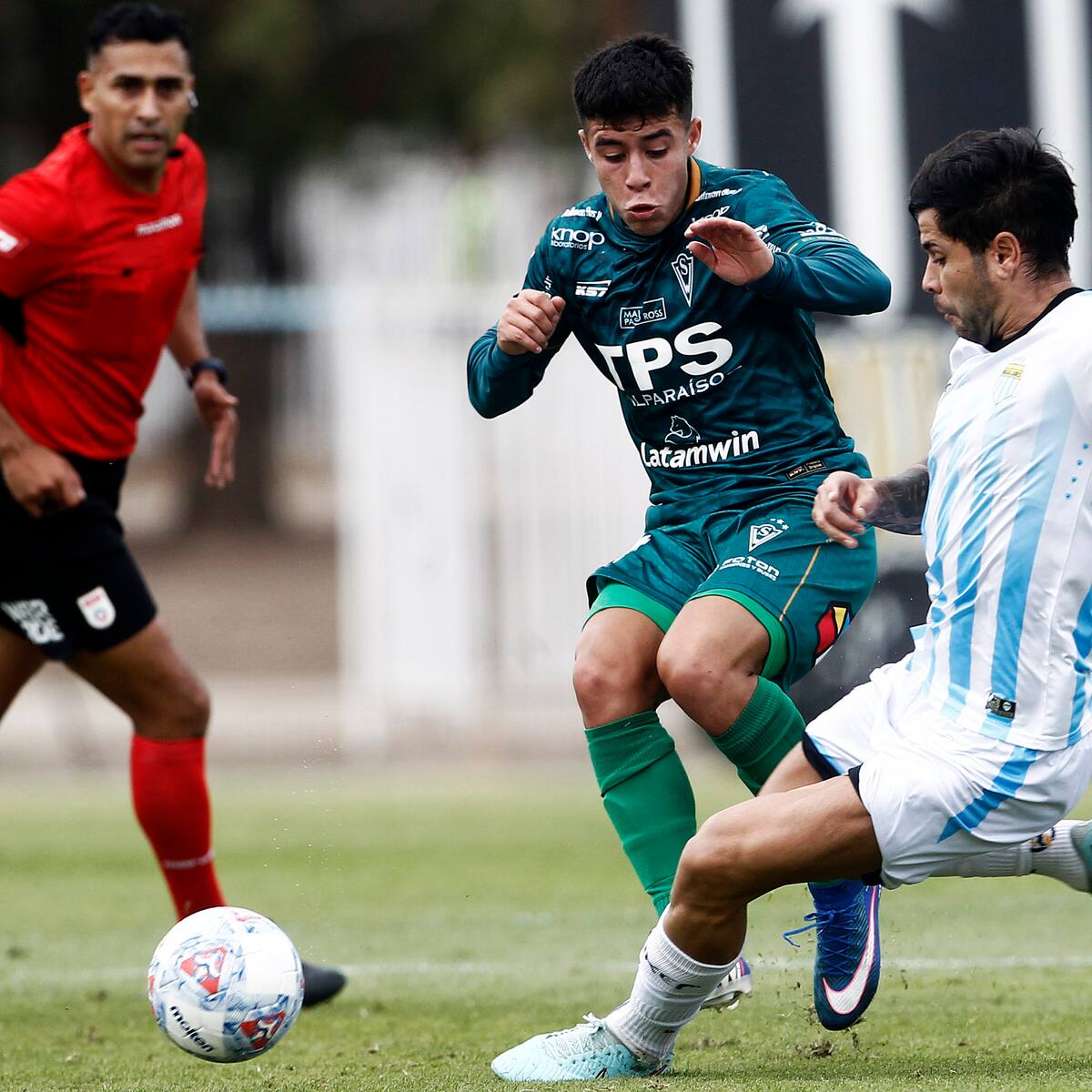 Programación fútbol chileno: ¿Qué partidos se juegan hoy, 27 de abril, y quién transmite?