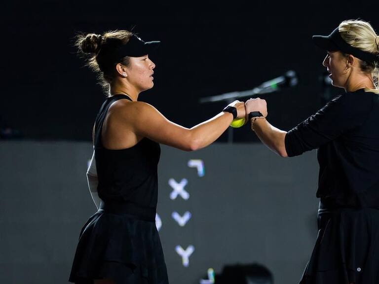 Alexa Guarachi se despidió de las WTA Finals tras caer ante la dupla favorita