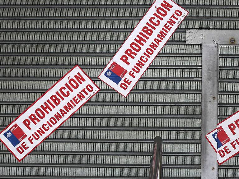 Clausuran dos discotecas por peleas y delitos en la vía pública en Pudahuel