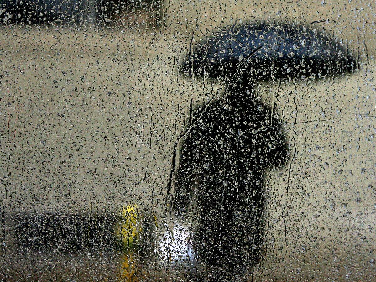Dos sistemas frontales llegan a Santiago: lluvias podrían dejar hasta 80 milímetros en la capital