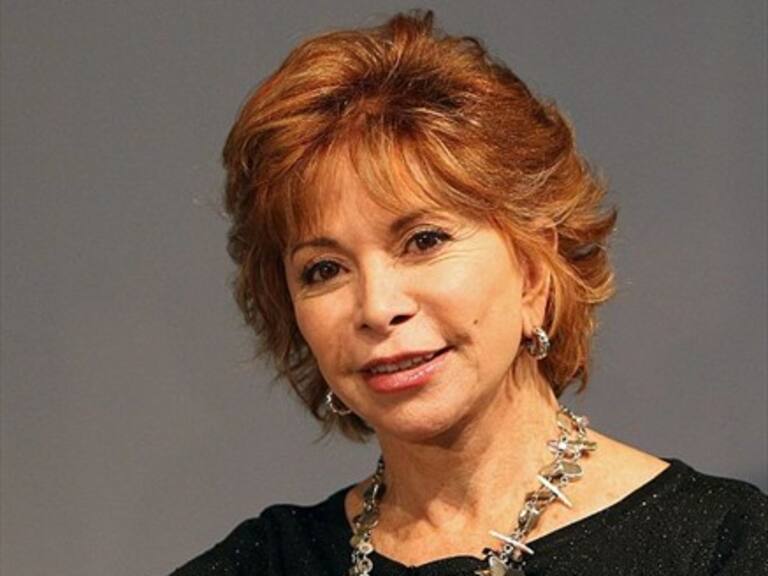 Desmienten la muerte de la escritora Isabel Allende