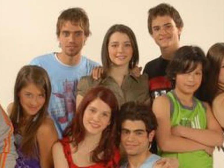 Actrices de Amango emocionaron a sus fanáticos al reversionar popular canción de la serie