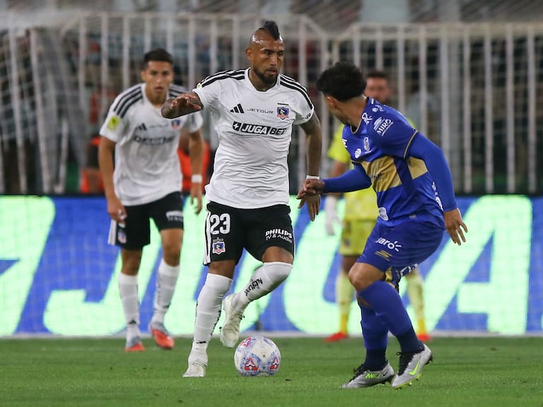 Con una novedad en la zaga: la formación de Colo Colo para visitar a Everton