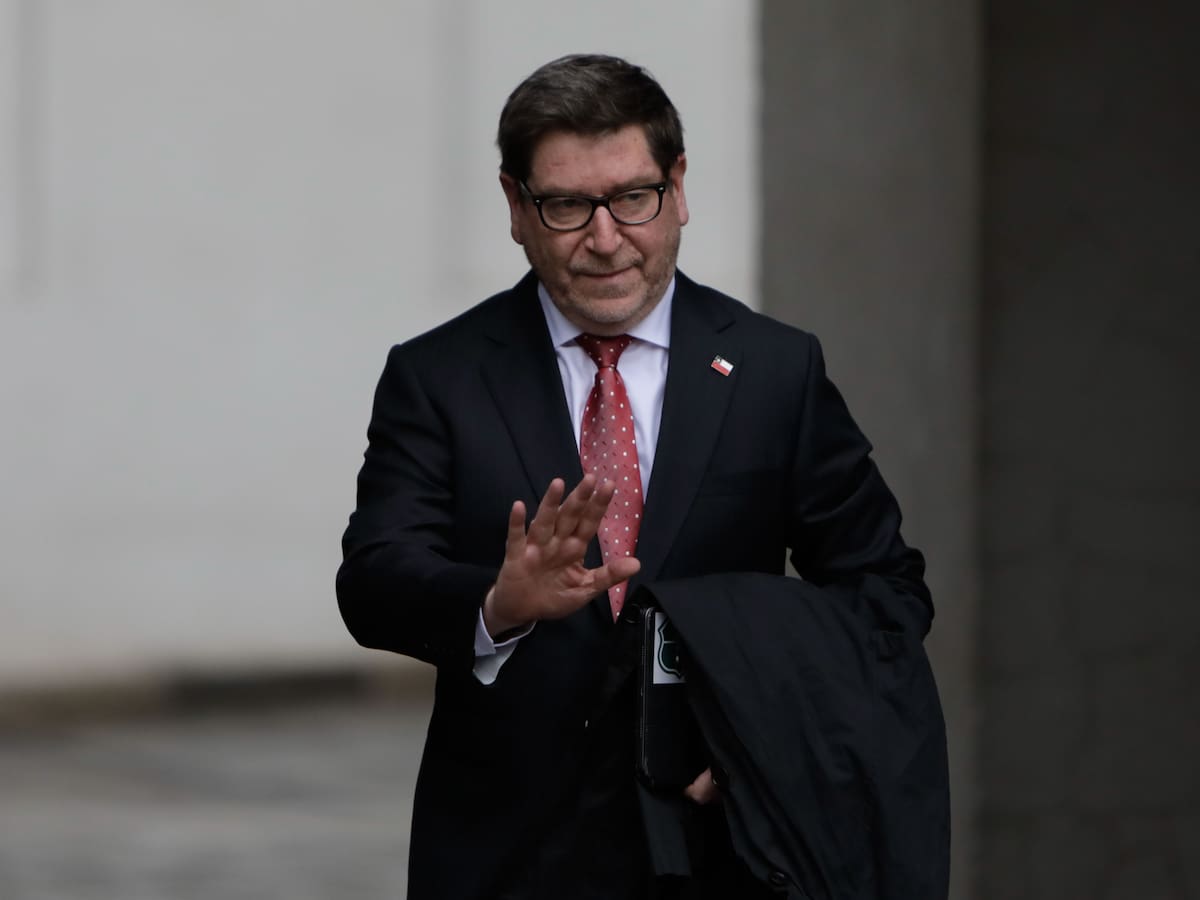 “No lo podemos normalizar”: biministro Daniel Mas convoca mesa de seguridad minera tras seguidilla de accidentes fatales