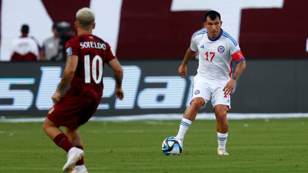 Gary Medel hace dura autocrítica por la derrota con Venezuela: "No podemos perder el partido de esta manera"