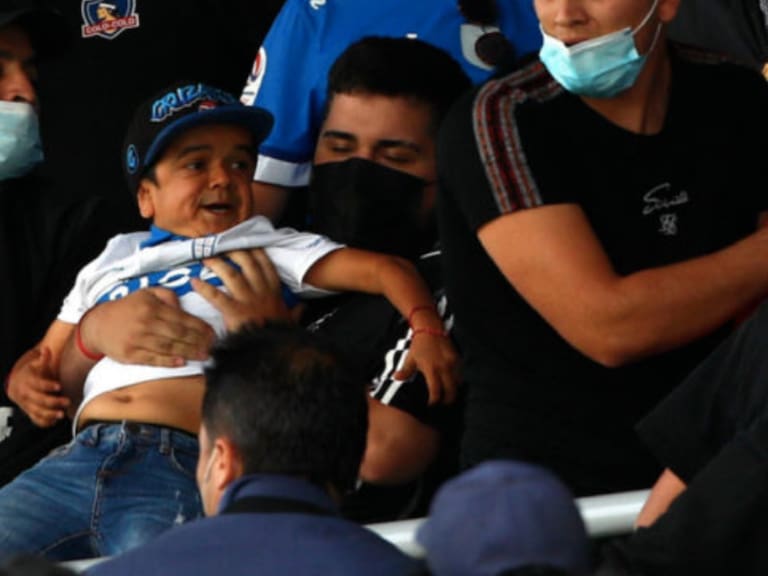 ¿Incitando a la violencia? Acusan a Miguelito de sumarse a pelea en San Carlos contra hinchas colocolinos