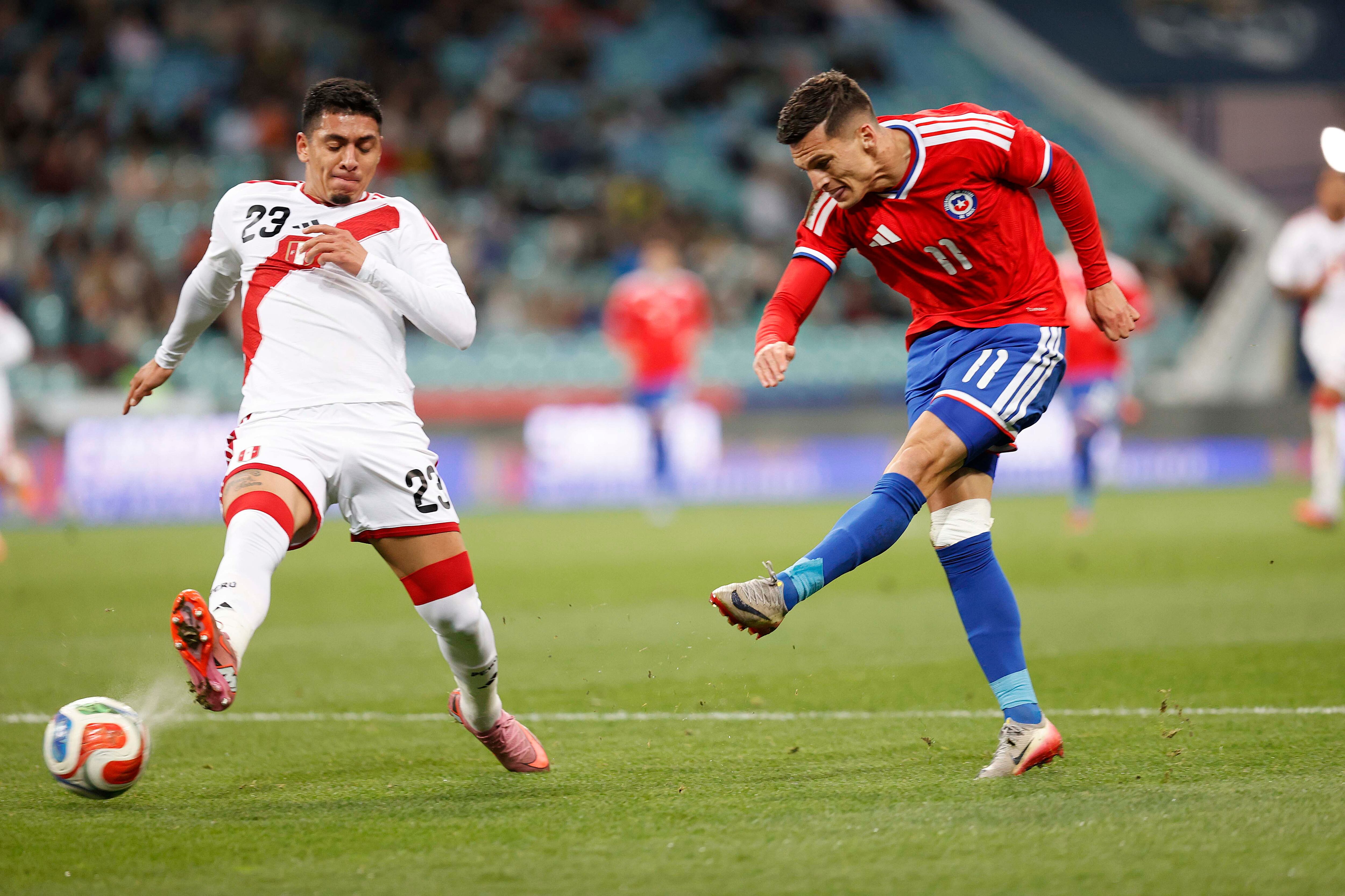 Carlos Parra – Comunicaciones FFCh