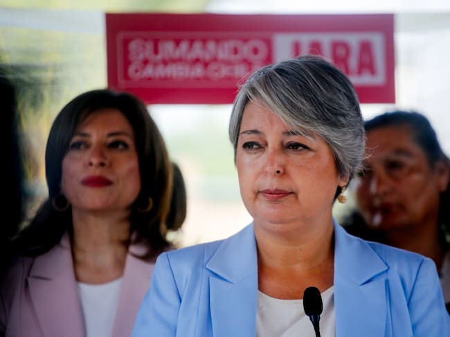 25 de noviembre de 2025/QUILICURA
En el marco del Día Internacional de la Eliminación de la Violencia contra la Mujer, la candidata presidencial Jeannette Jara realiza un punto de prensa junto a la alcaldesa Paulina Bobadilla y a vecinas y dirigentas vecinales de la comuna de Quilicura, en dónde anunció nuevas medidas en dicha materia.
FOTO: HANS SCOTT/AGENCIAUNO